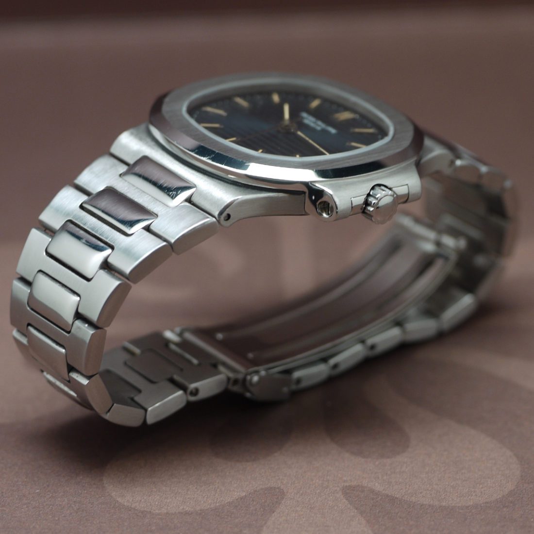 patek philippe nautilus titanium